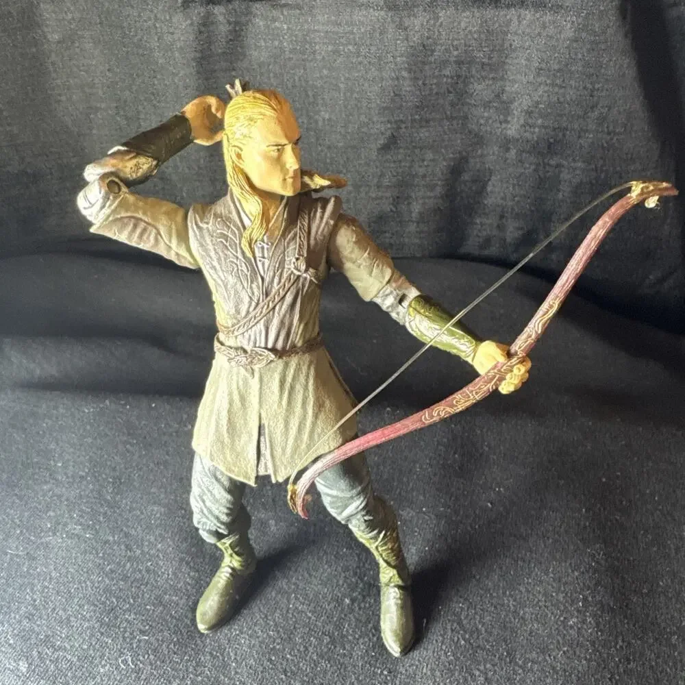 Lord of the Rings Legolas ToyBiz 2001 6in Action Figure Bow Arrow LOTR